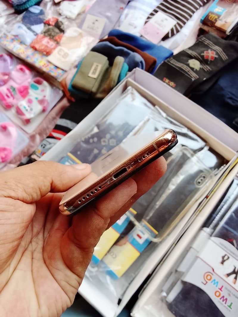 Apple iPhone XS 2