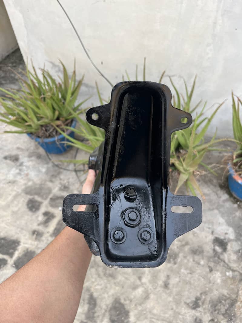 125 bike bracket 1