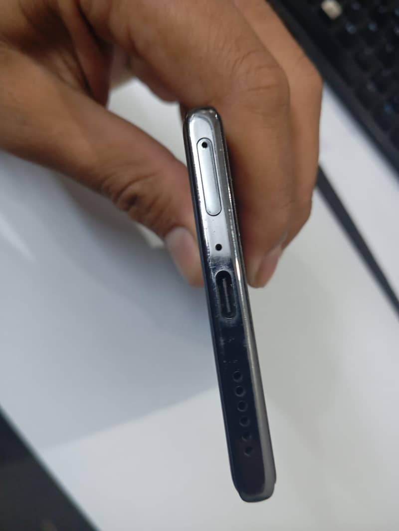 Infinix Zero 40 6