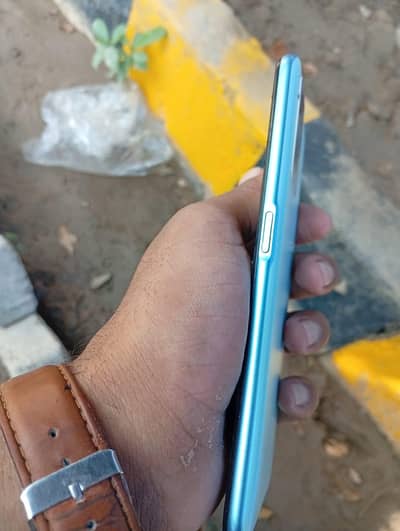 OPPO A76