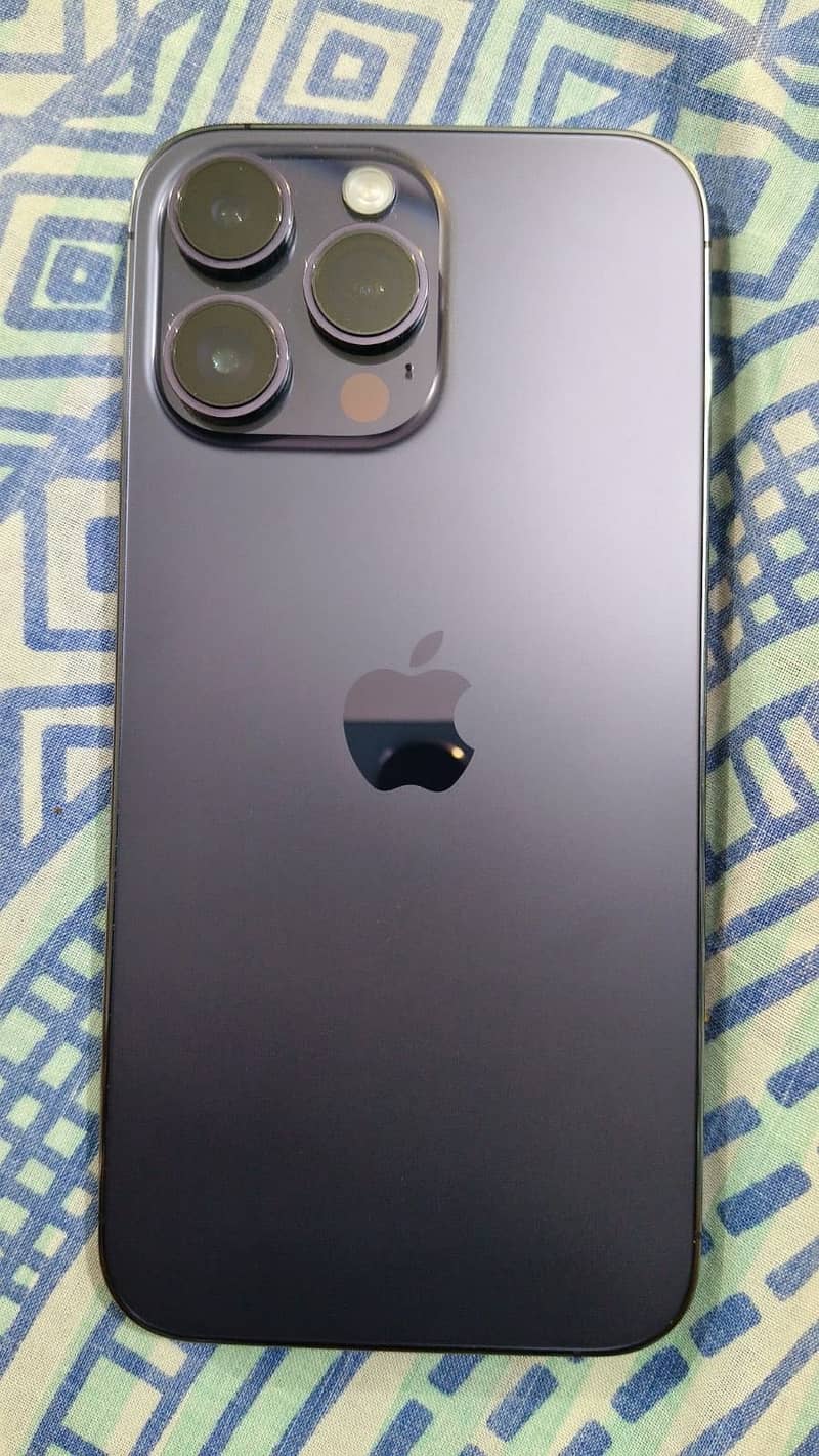 Apple iPhone 14 Pro Max 0