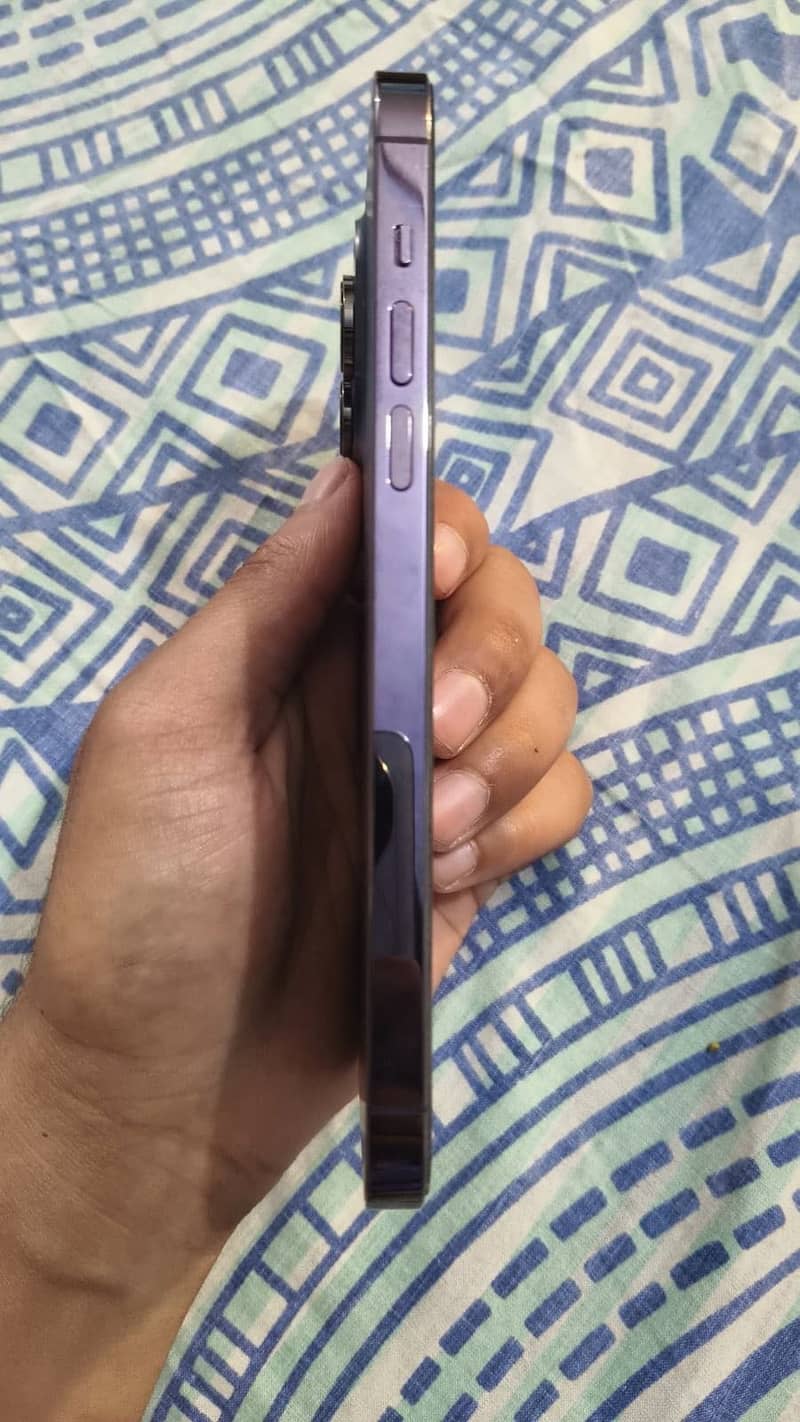 Apple iPhone 14 Pro Max 4