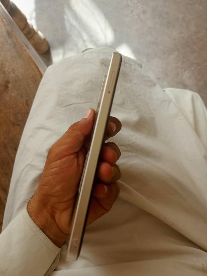 itel 100C 6