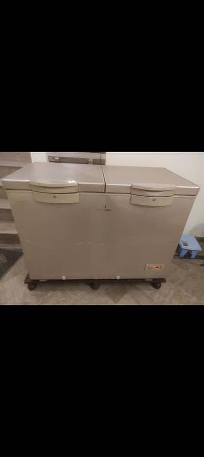 Dawlence freezer 2 door