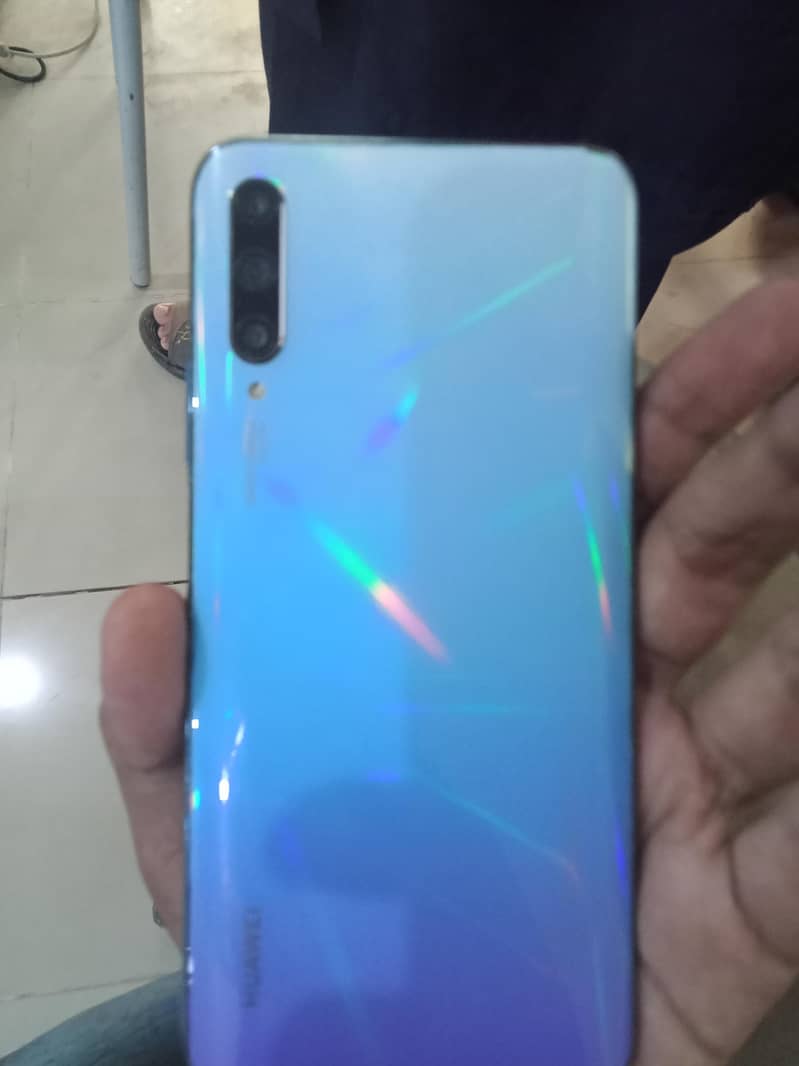 Huawei Y9s 0