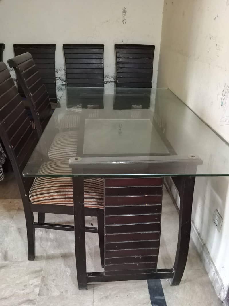 Dining table and chairs 5
