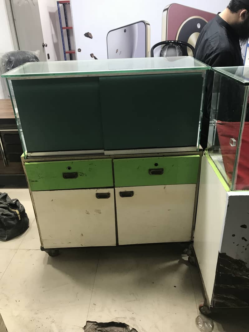iron stand & counters 2