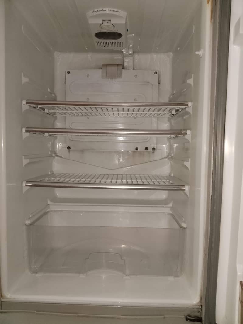 Dawlance refrigerator 2