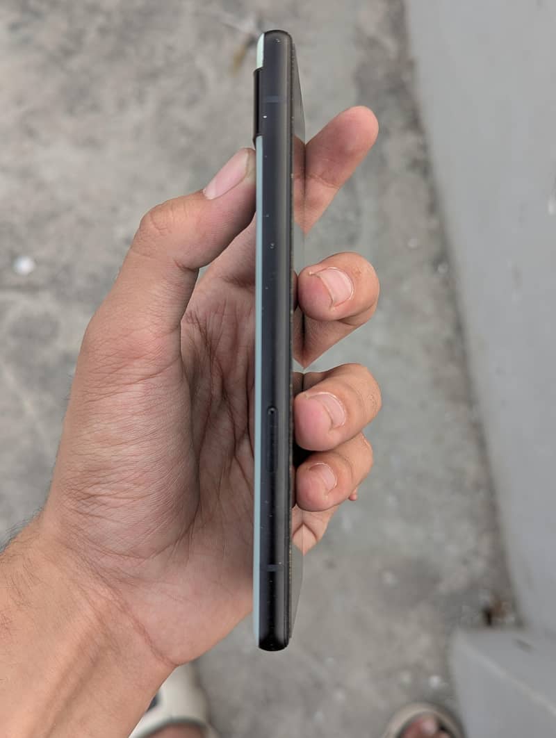 Google Pixel 6a 3