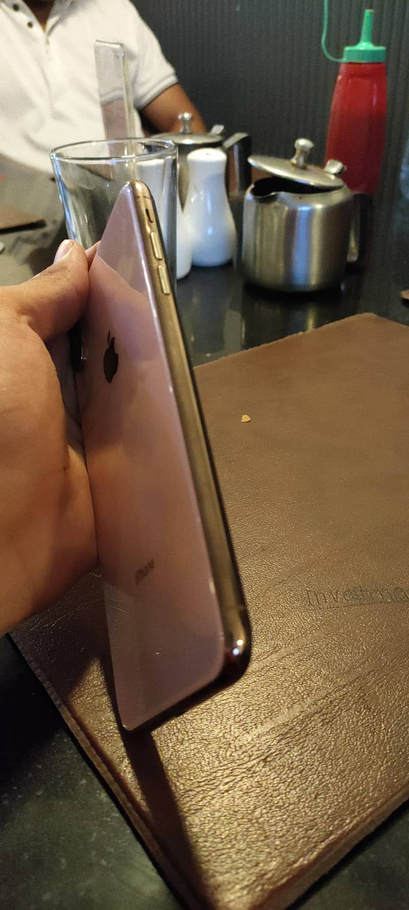 Apple iPhone XS Max 1
