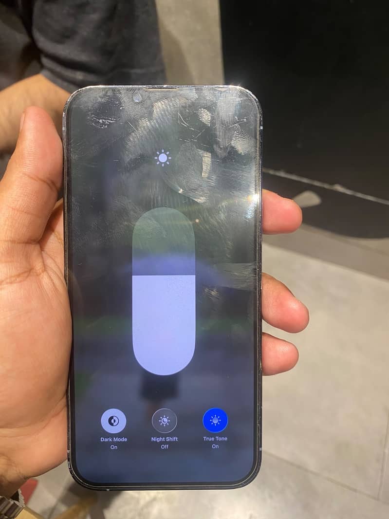 Apple iPhone 13 Pro Max 6