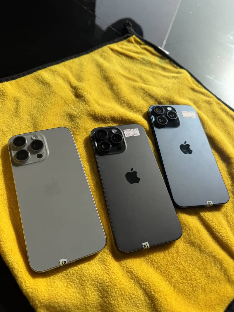 Apple iPhone 15 Pro Max 2