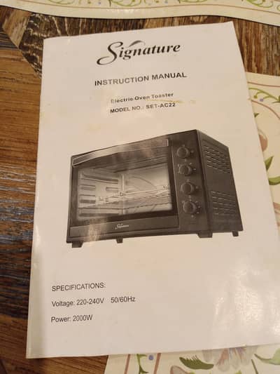 Signature electric oven almost new