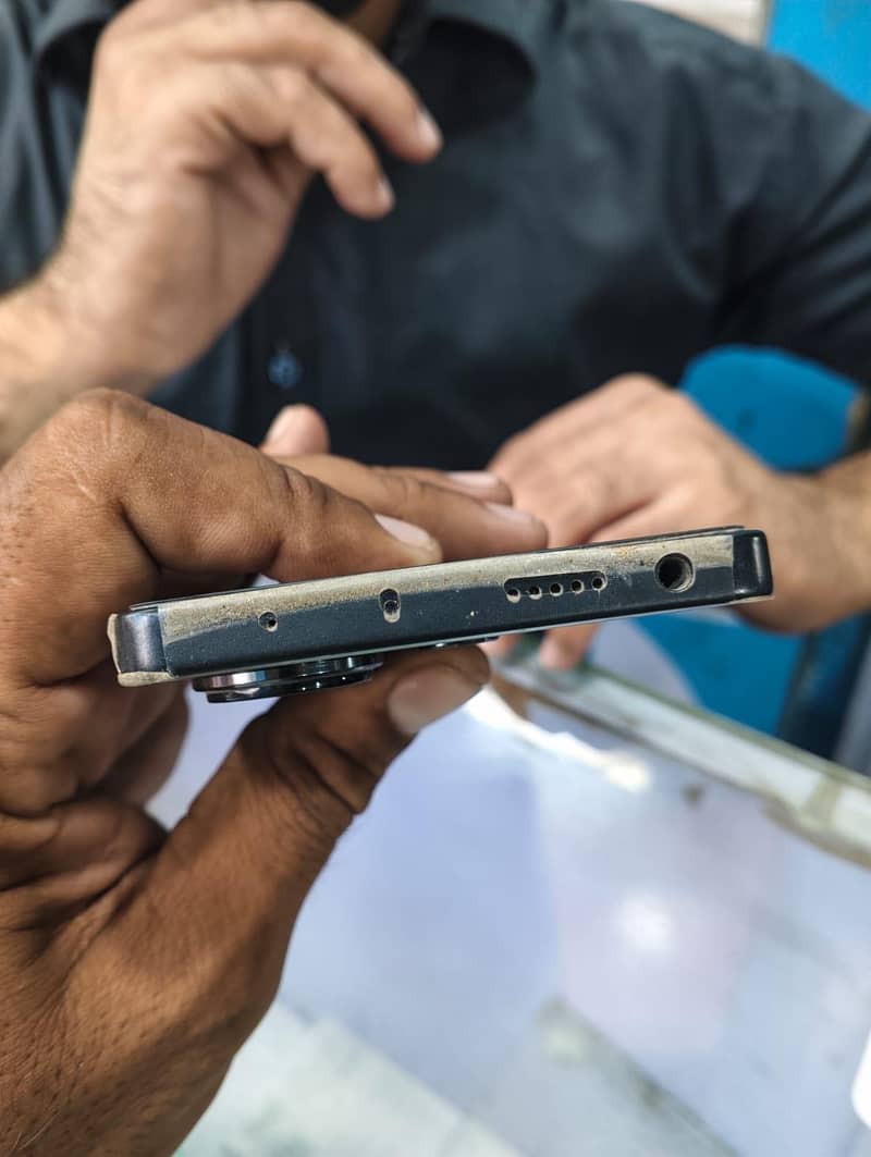 Xiaomi Redmi Note 13 Pro 4