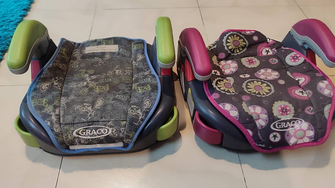 booster seat 0