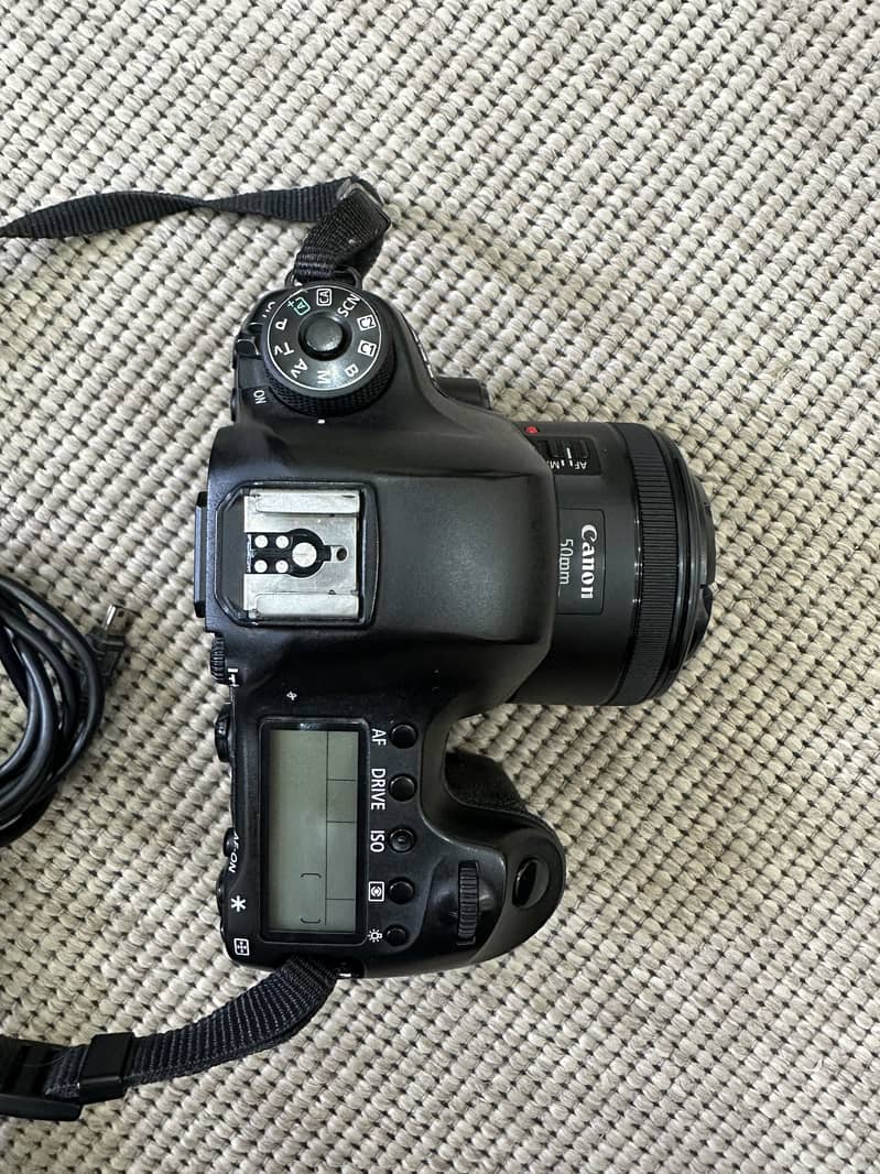 Canon EOS 6D Full Frame DSLR Camera 1
