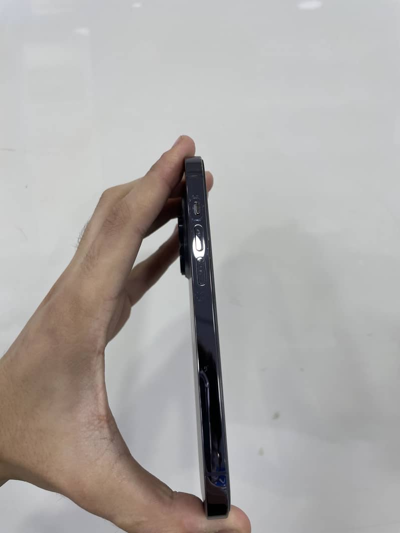 Apple iPhone 14 Pro 3