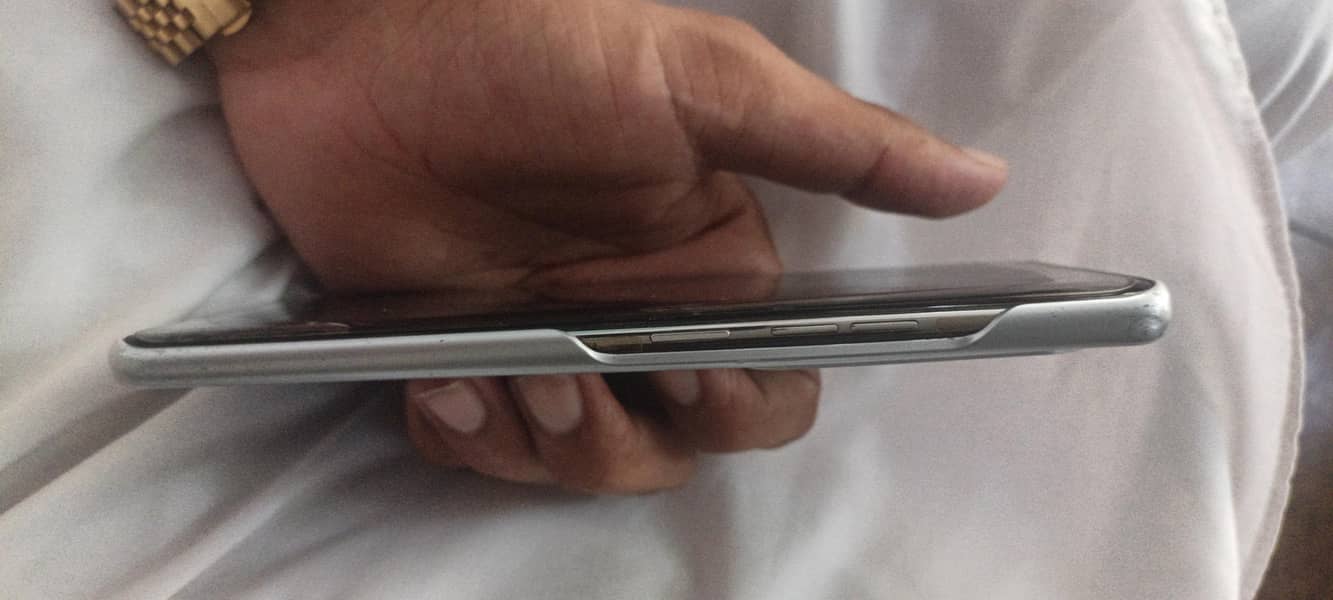 Tecno CAMON 40 Pro 2