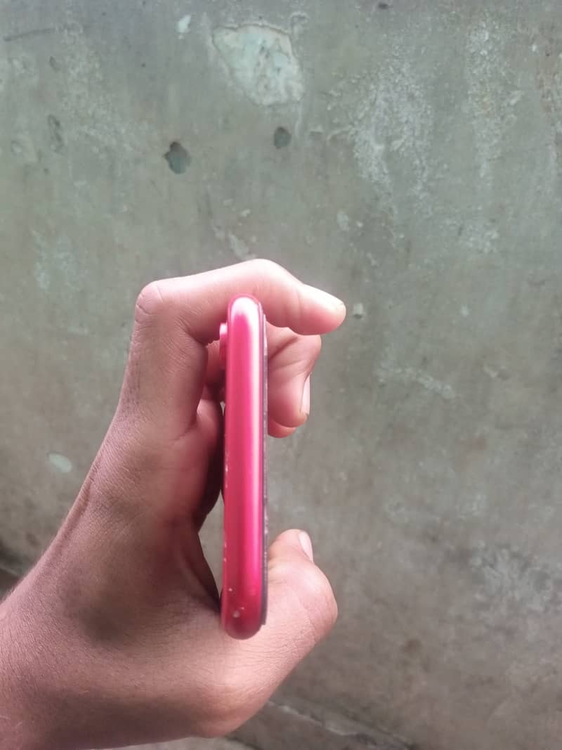 Apple iPhone XR 1
