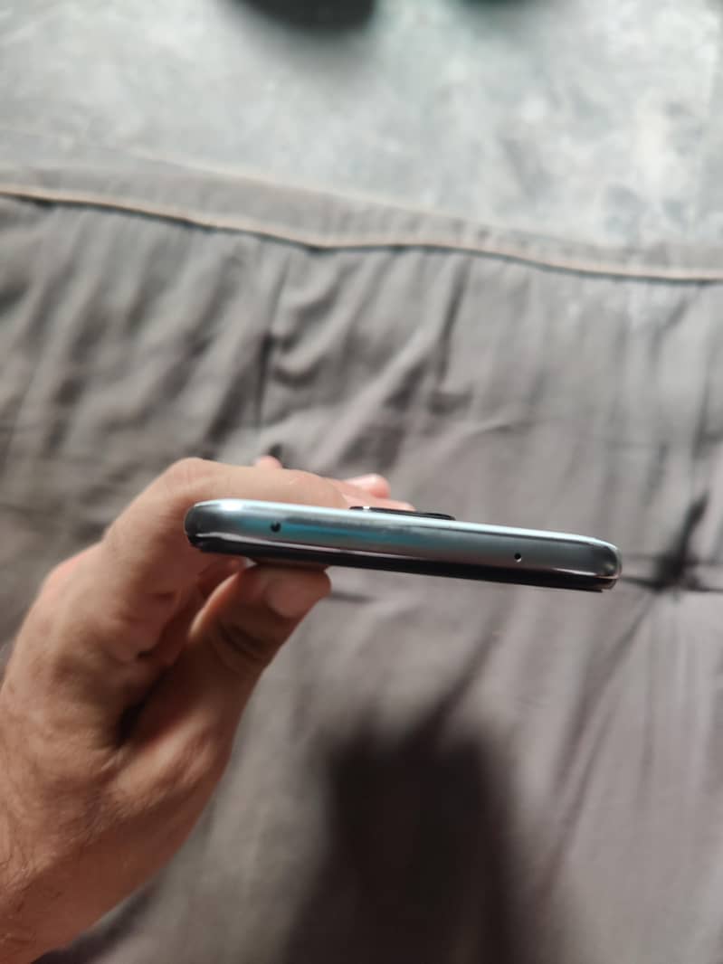 Xiaomi Redmi Note 9 Pro 3