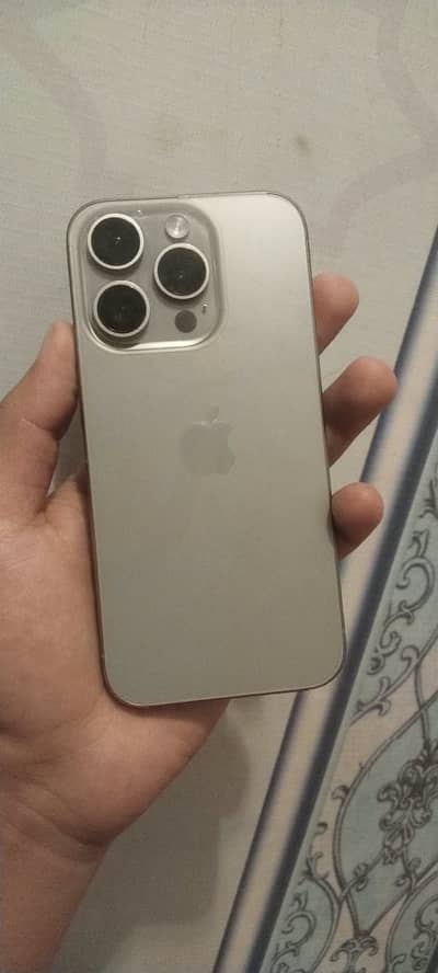 Apple iPhone 15 Pro