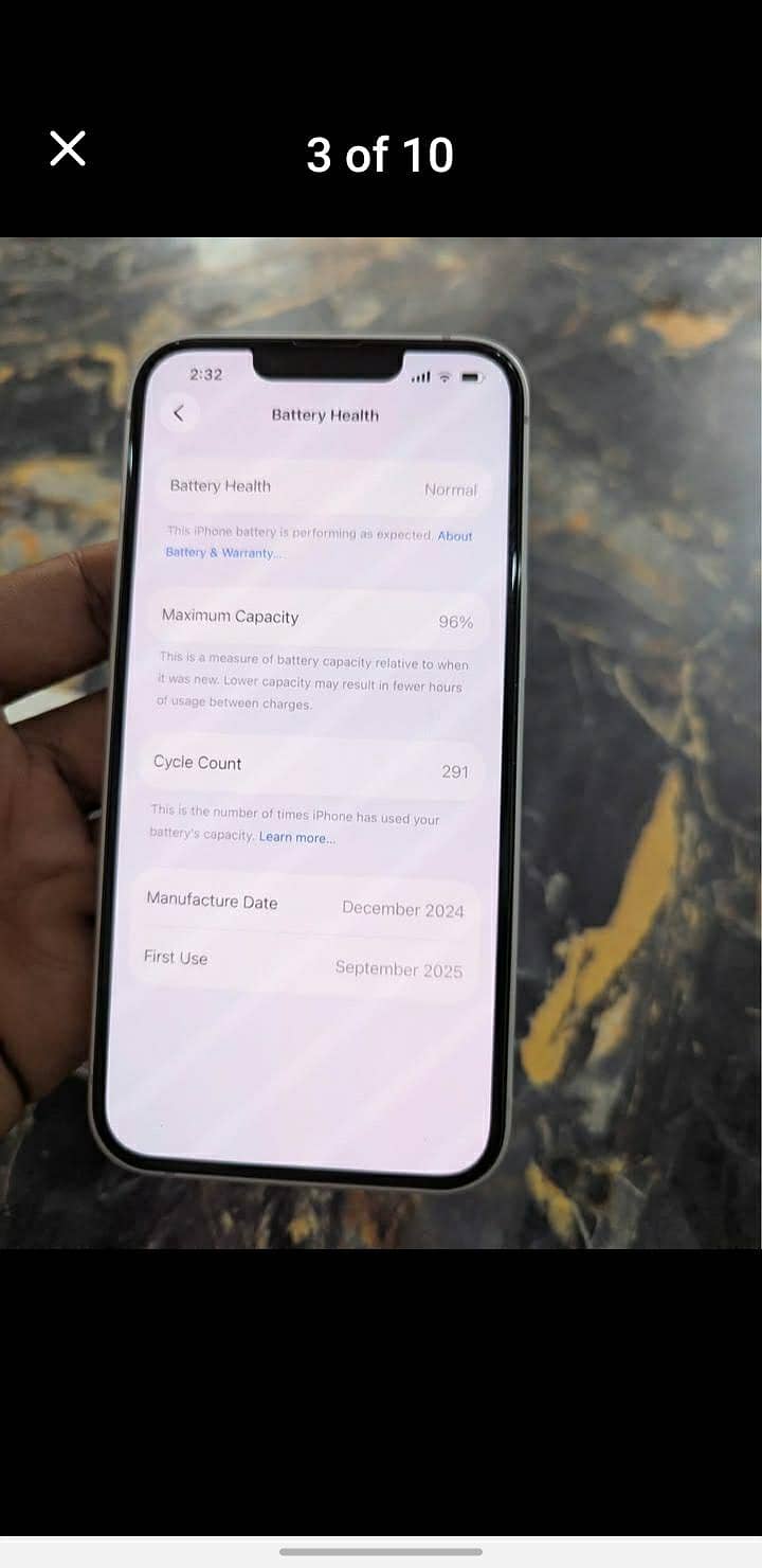 Apple iPhone 16e 1