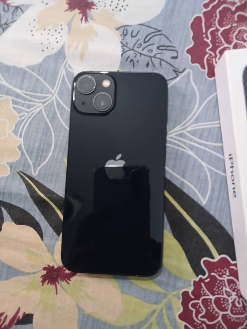 iPhone 13 jv 1