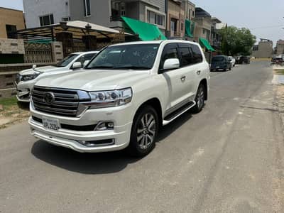 Toyota Land Cruiser 2021