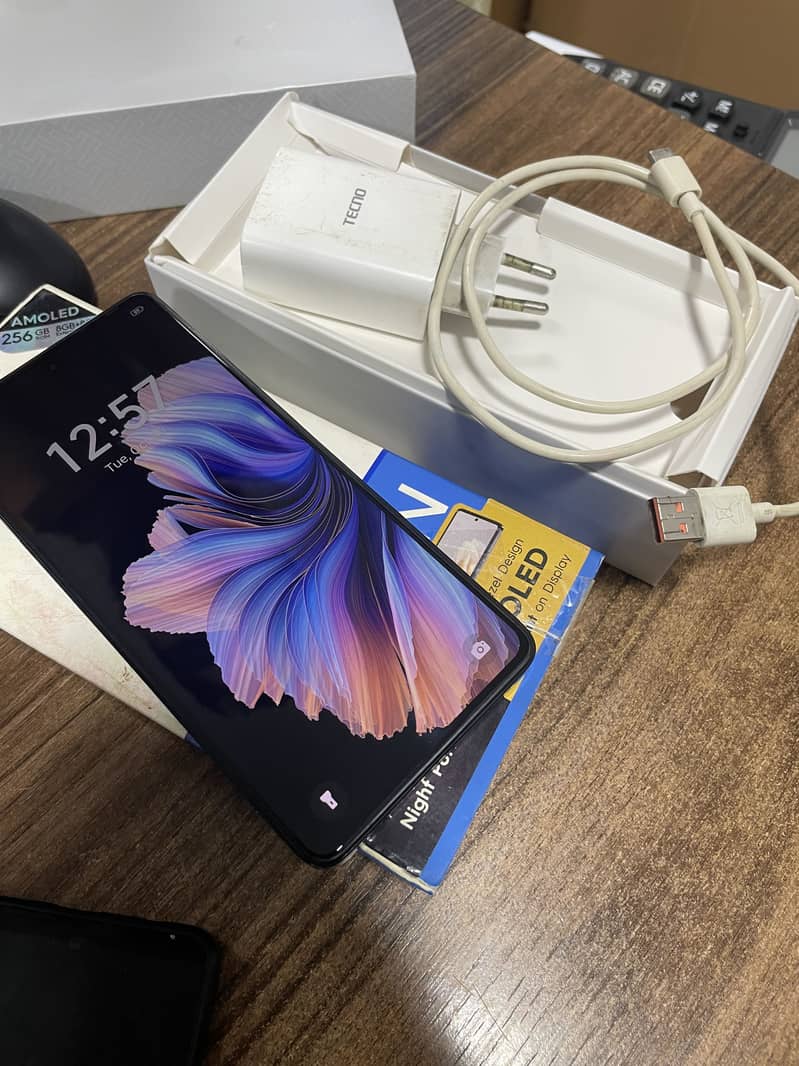 Tecno CAMON 20 10