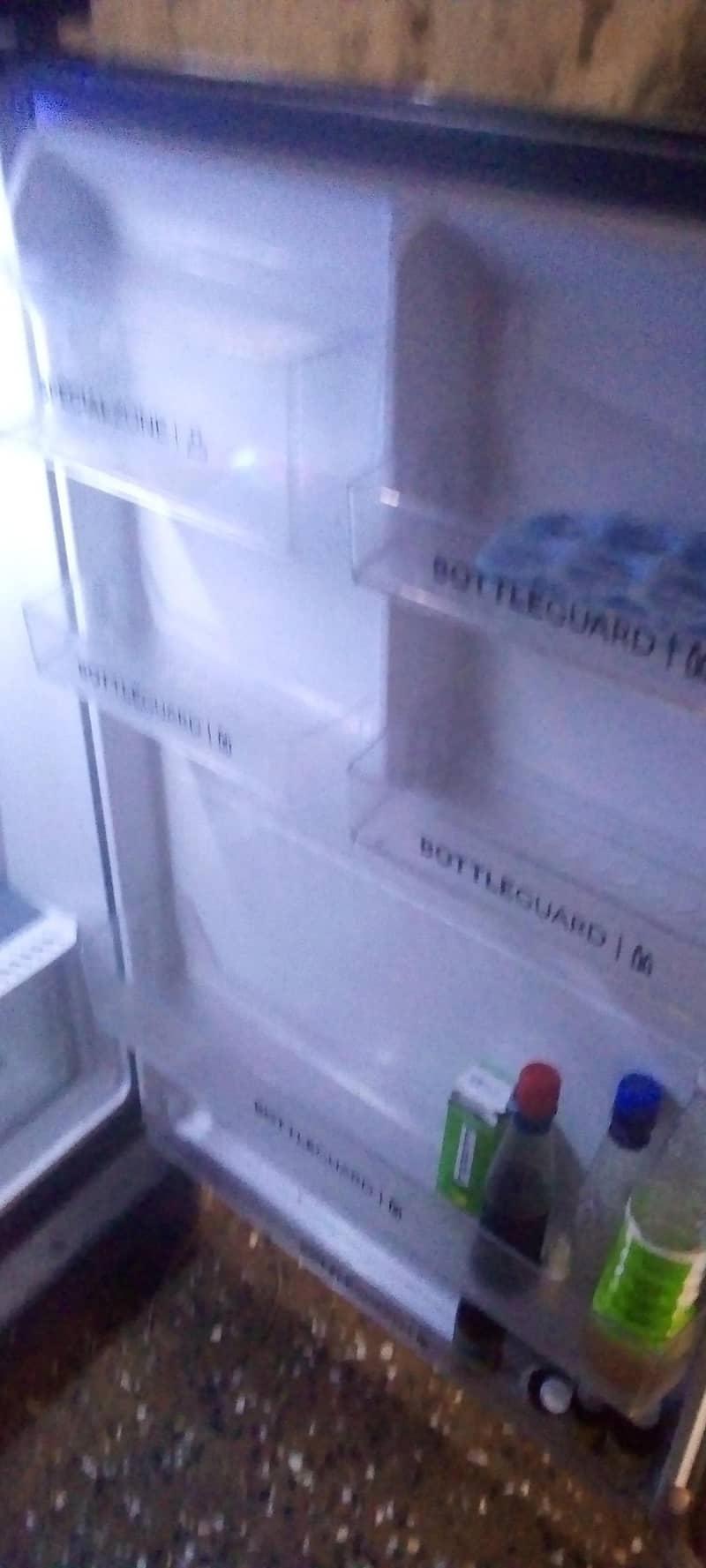 Refrigerator / Fridge 4