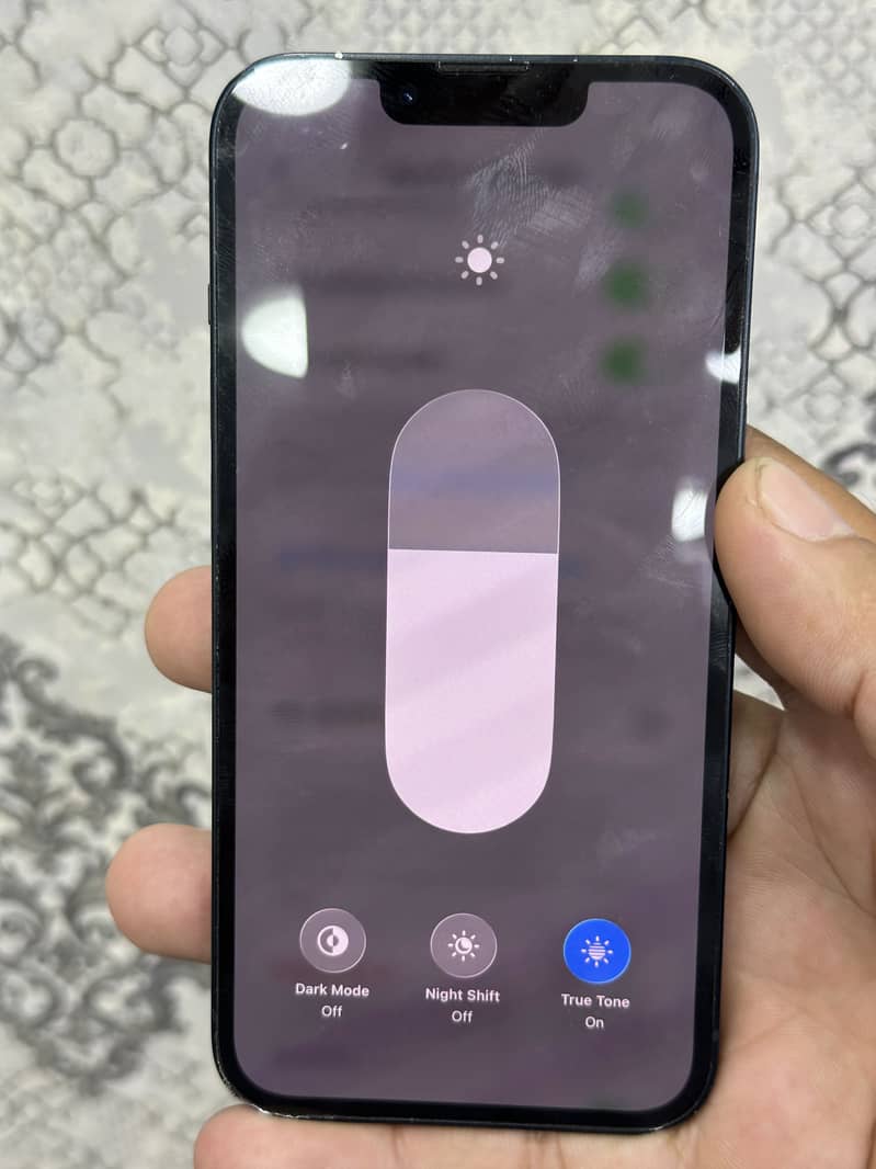 Apple iPhone 13 9