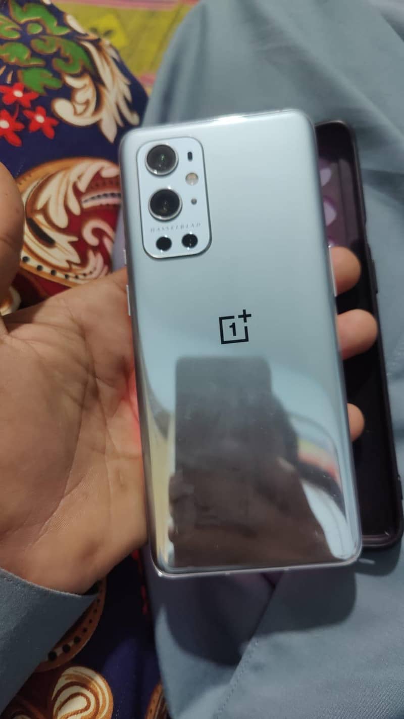 One Plus 9 Pro 0