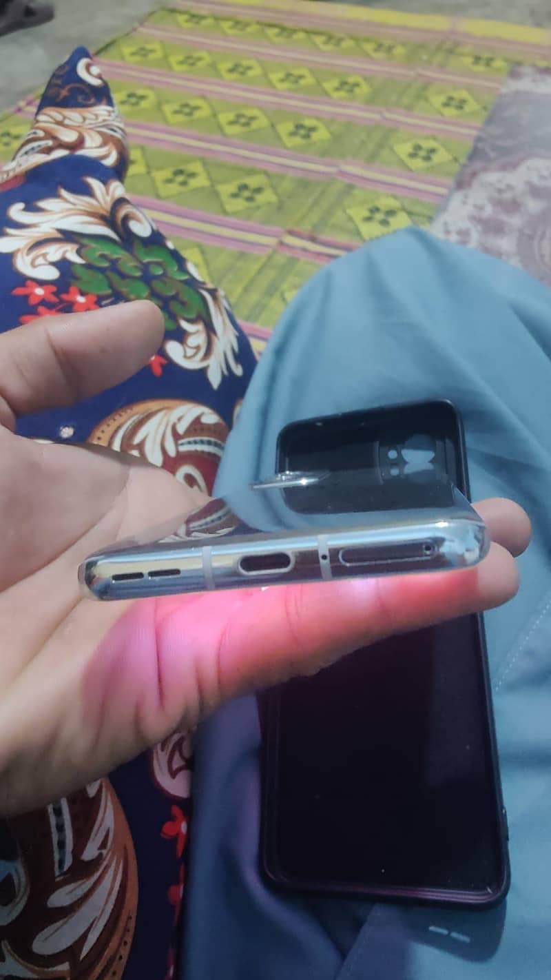 One Plus 9 Pro 8