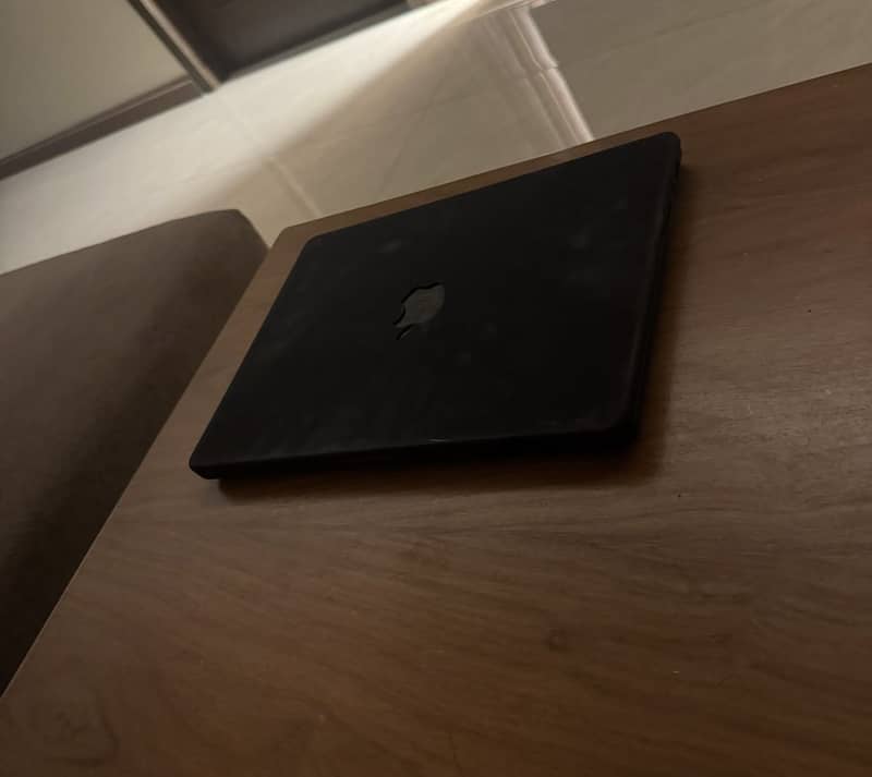 Macbook pro 14 (M4 pro) 3