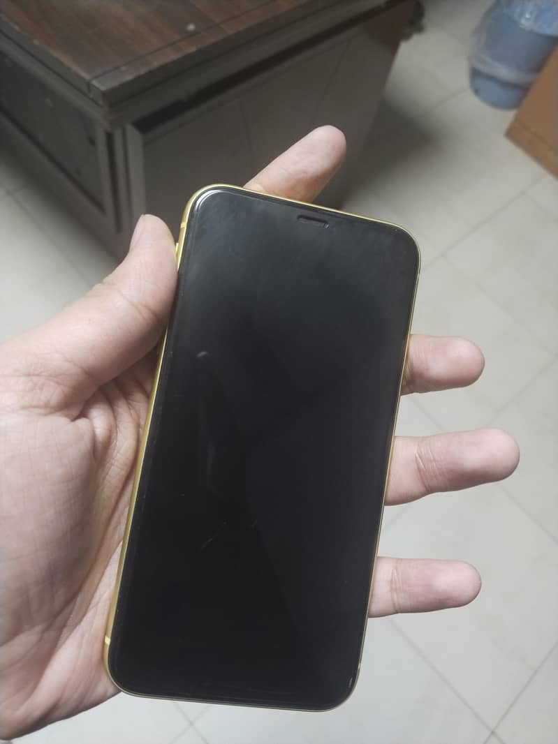 Apple iPhone 11 2