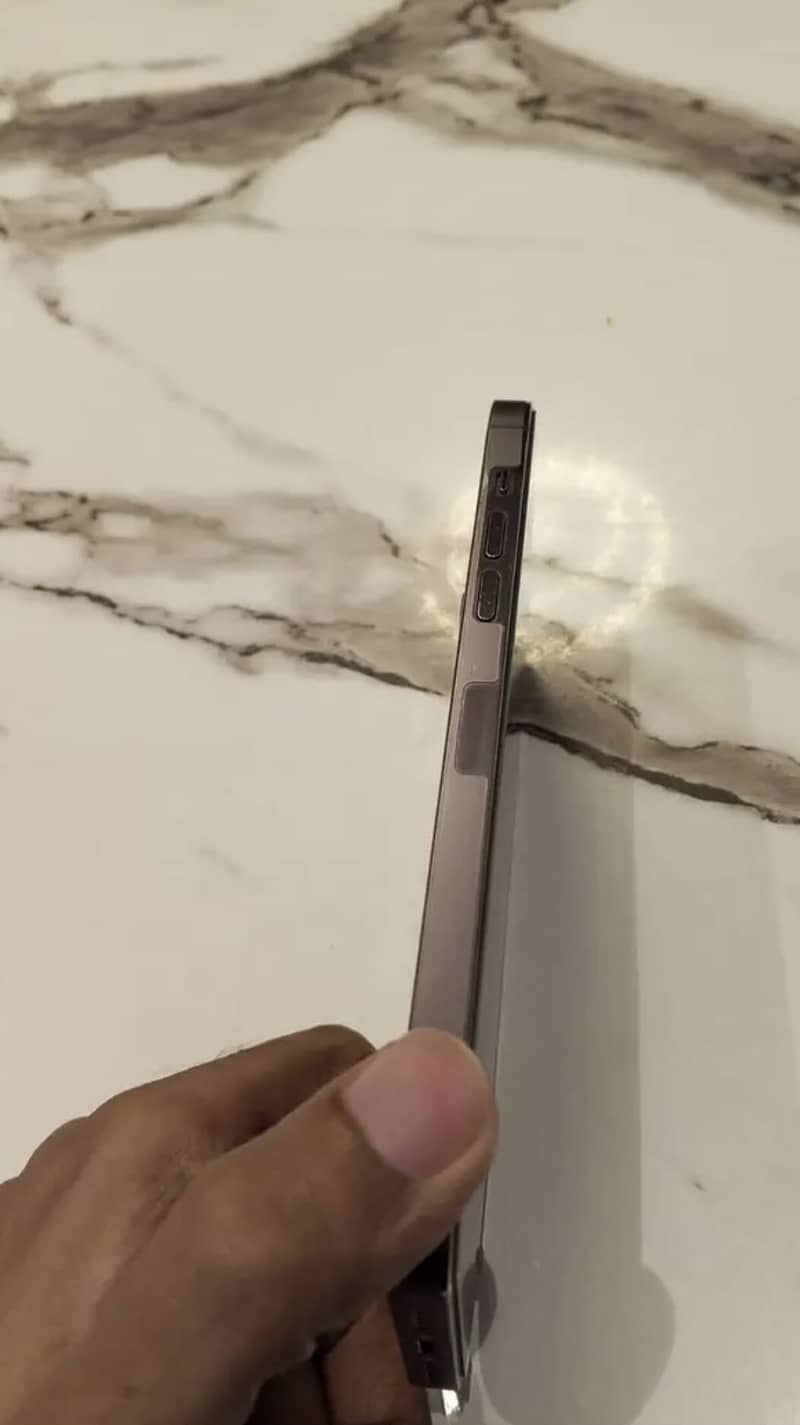 Apple iPhone 14 Pro Max 4