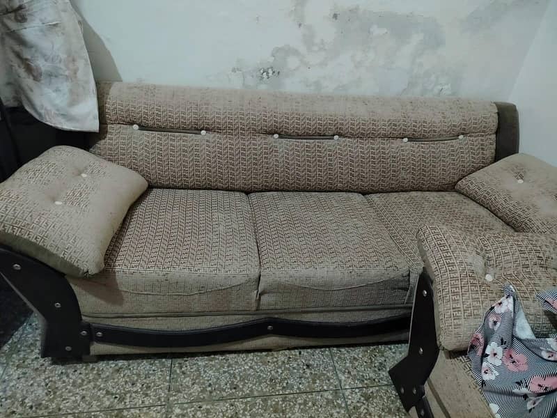 7 seater sofa 0