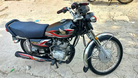 Honda 125 23/24