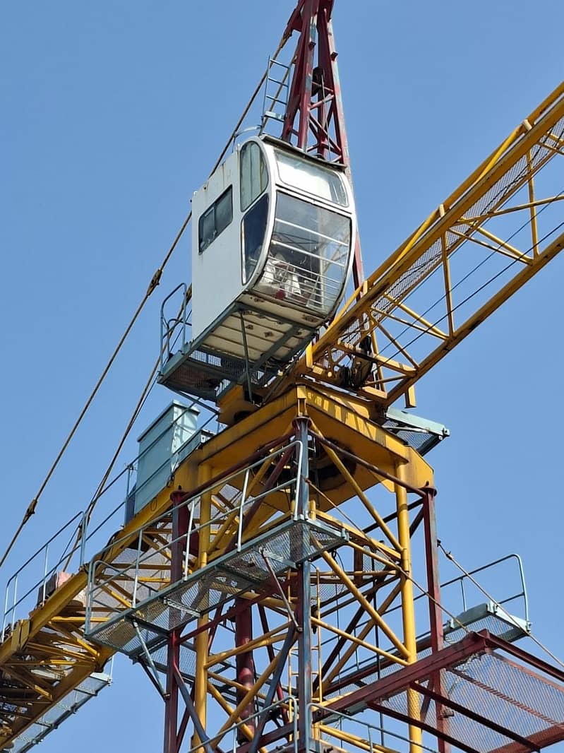 Construction Tower Crane | Heavy Lifting Machine | Construction Crane 1