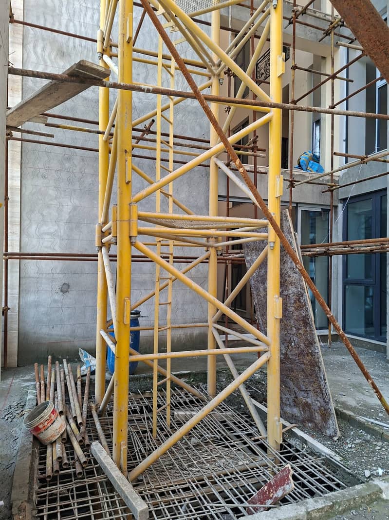 Construction Tower Crane | Heavy Lifting Machine | Construction Crane 4