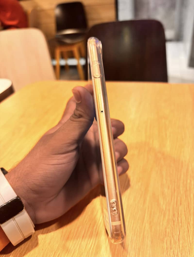 Apple iPhone 8 Plus 1