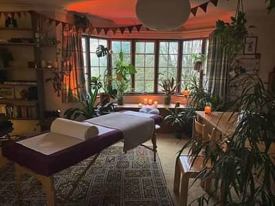 Honey spa service at home