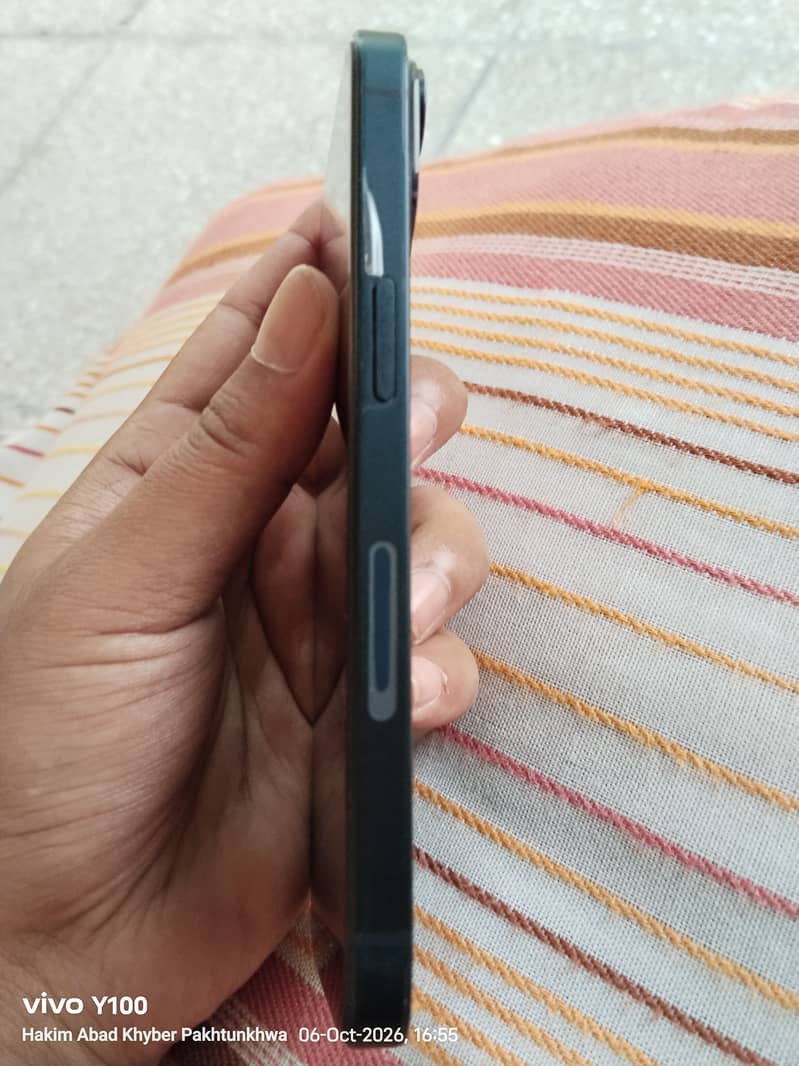 Apple iPhone 14 6