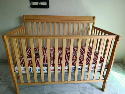 Graco baby cot with mattress | 10/10 condition