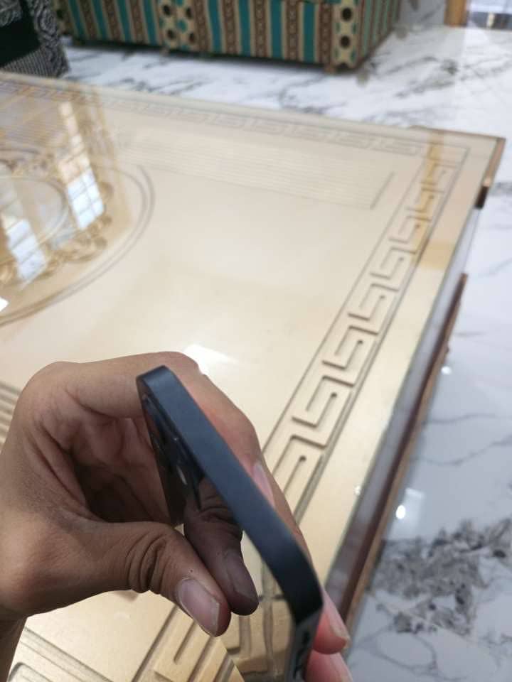 IPhone 12 10/10 2