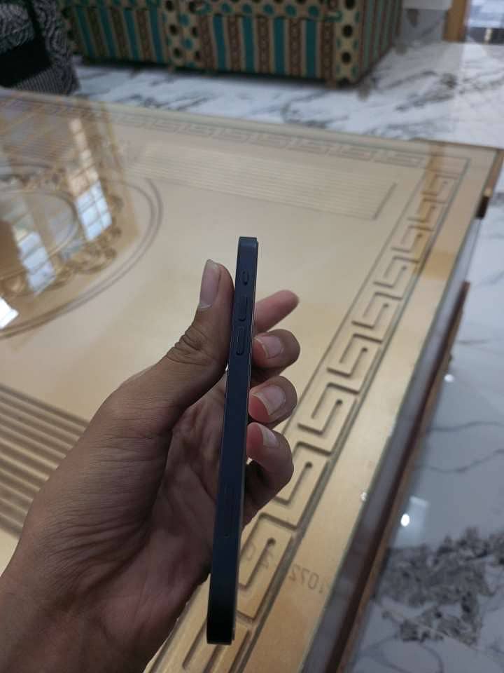IPhone 12 10/10 5