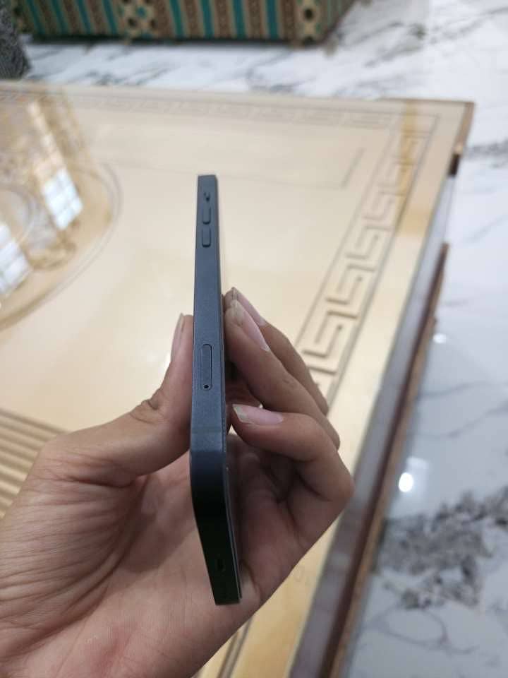 IPhone 12 10/10 6