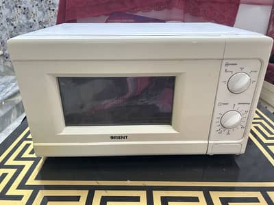 Orient microwave oven