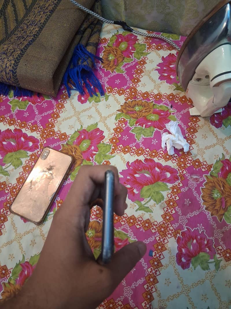 Apple iPhone 11 5