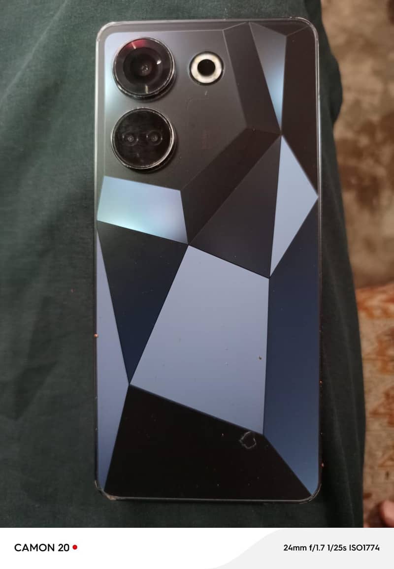 Tecno CAMON 20 7